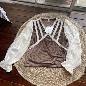BROWN AND WHITE VELVET TOP